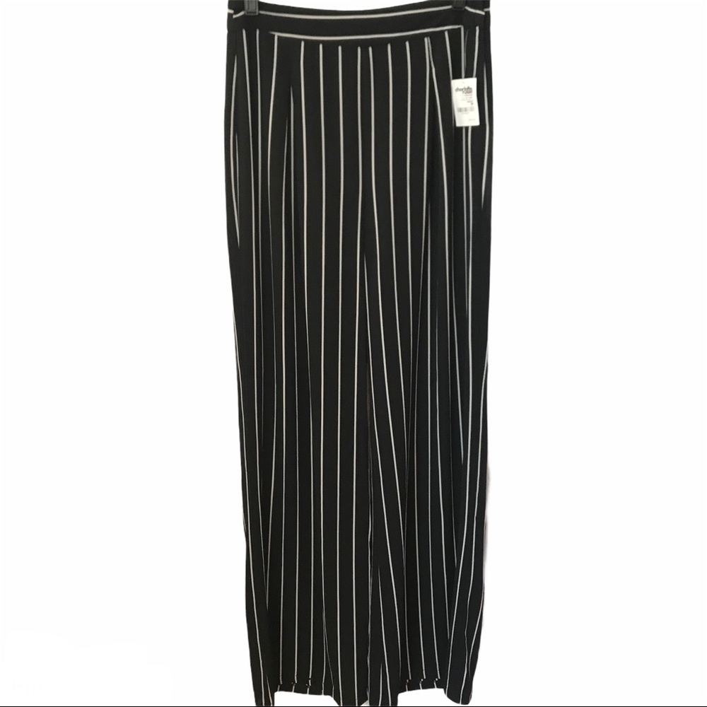 NWT Palazzo Black/White Stripped Pants M